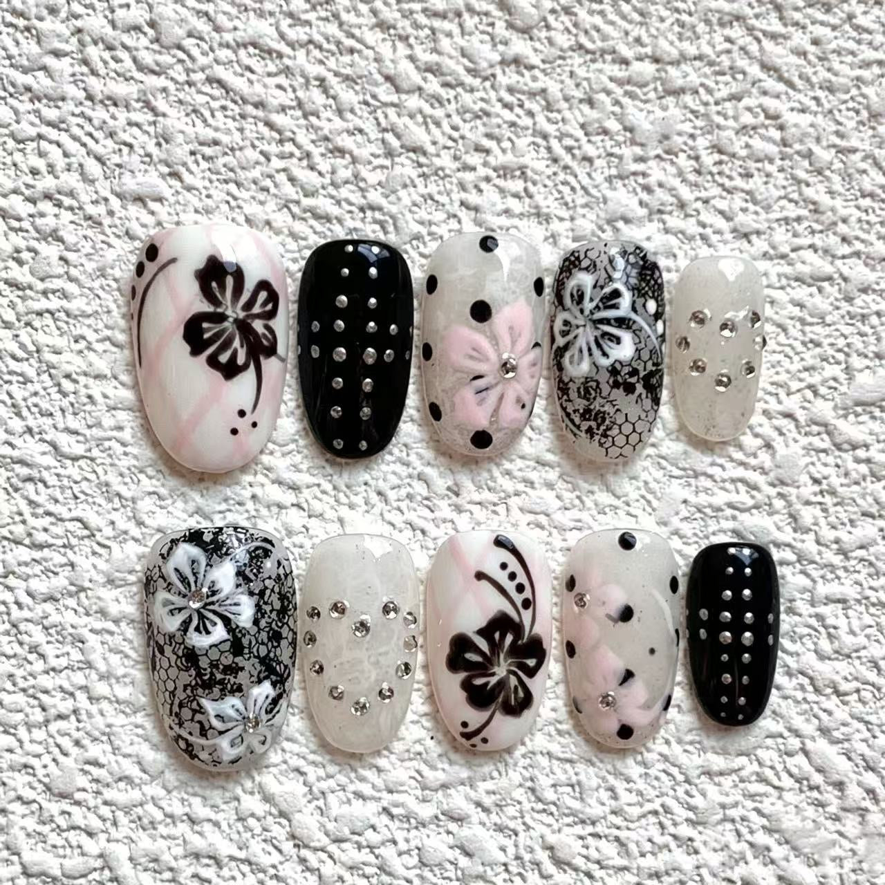 Vintage Black & White Hibiscus Press-On Nails with Rhinestones